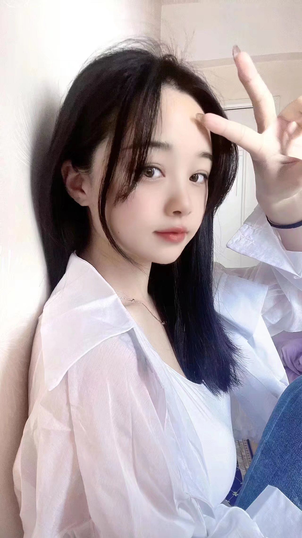 草房圣地的妹子