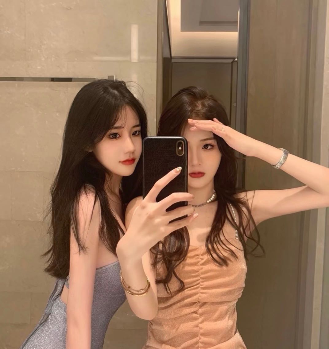 珠海拱北高端网红全裸kb会所