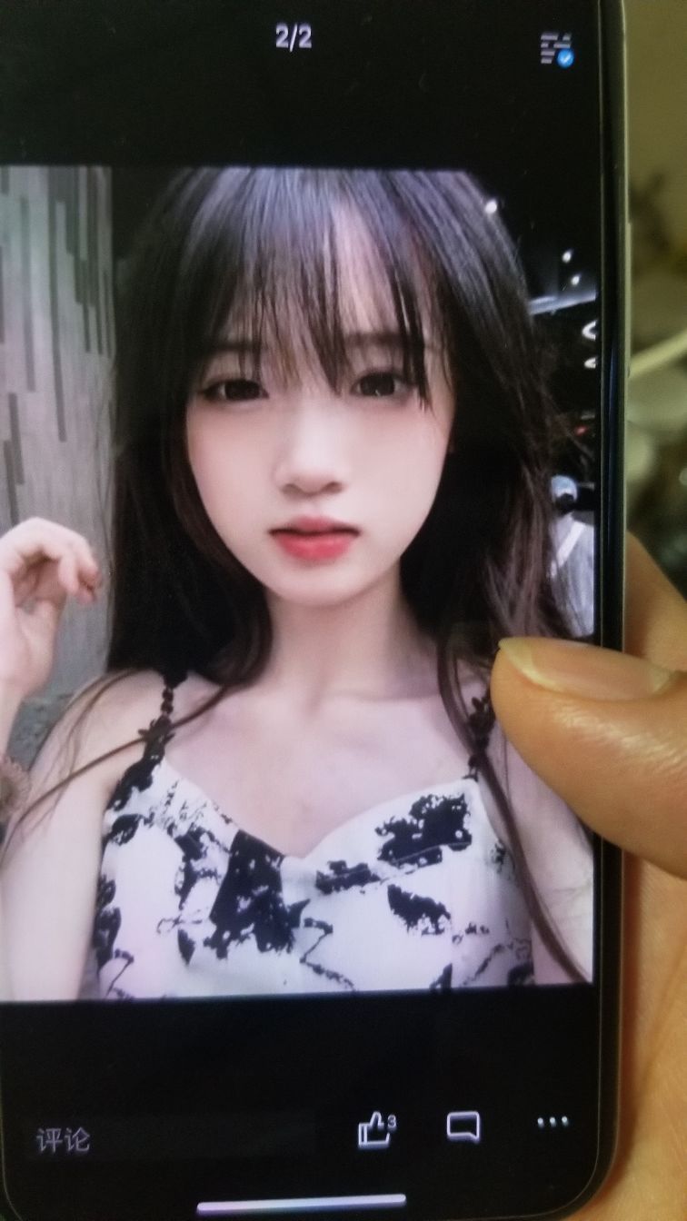 天府三街带工作室的妹子