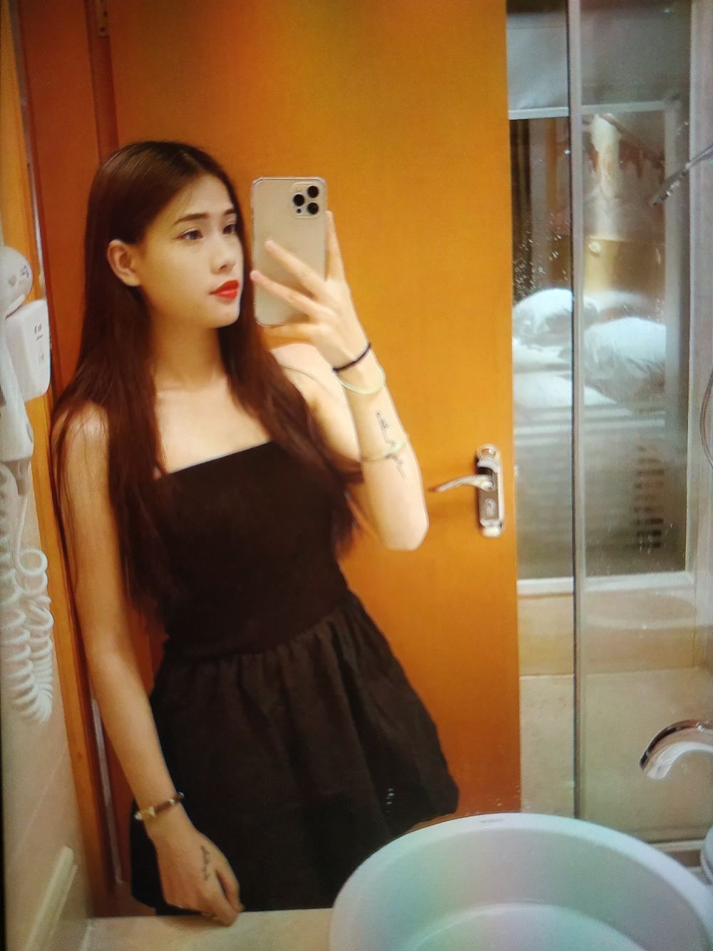 东莞虎门兼职外出小妹