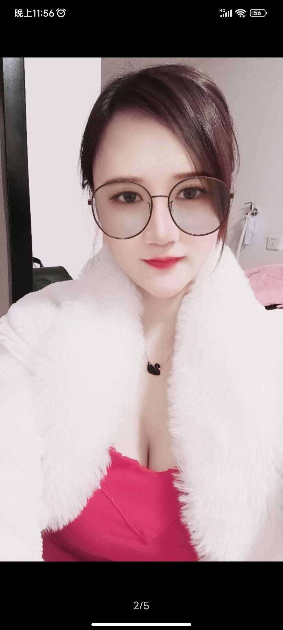 奶大 大长腿 服务好的少妇