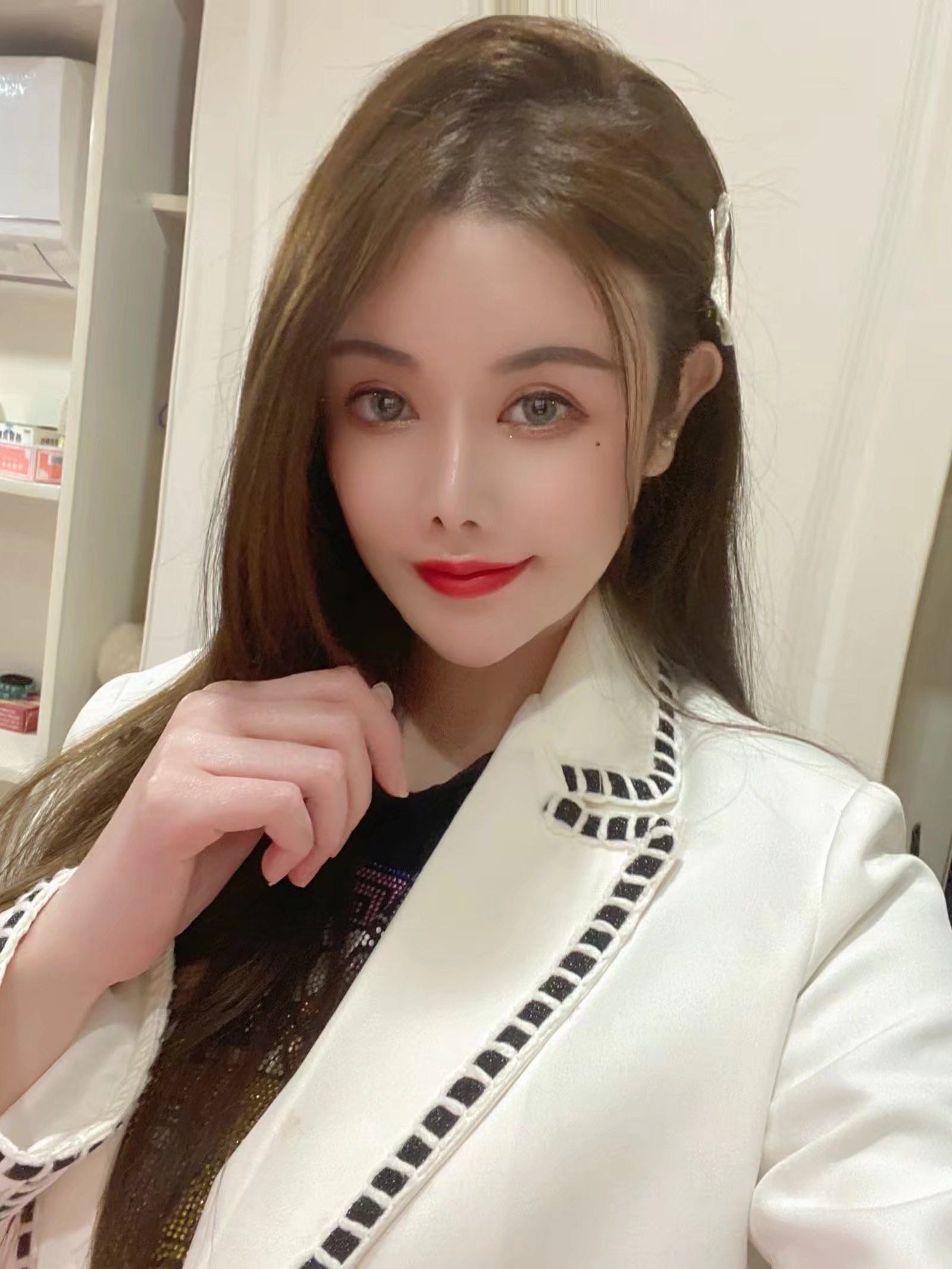 个人兼职小少妇