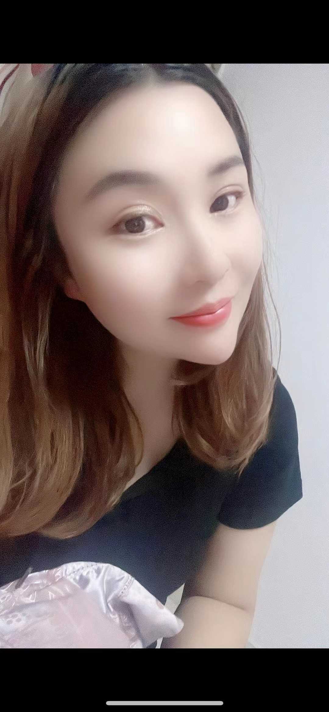 爱生活，爱干净的妹子