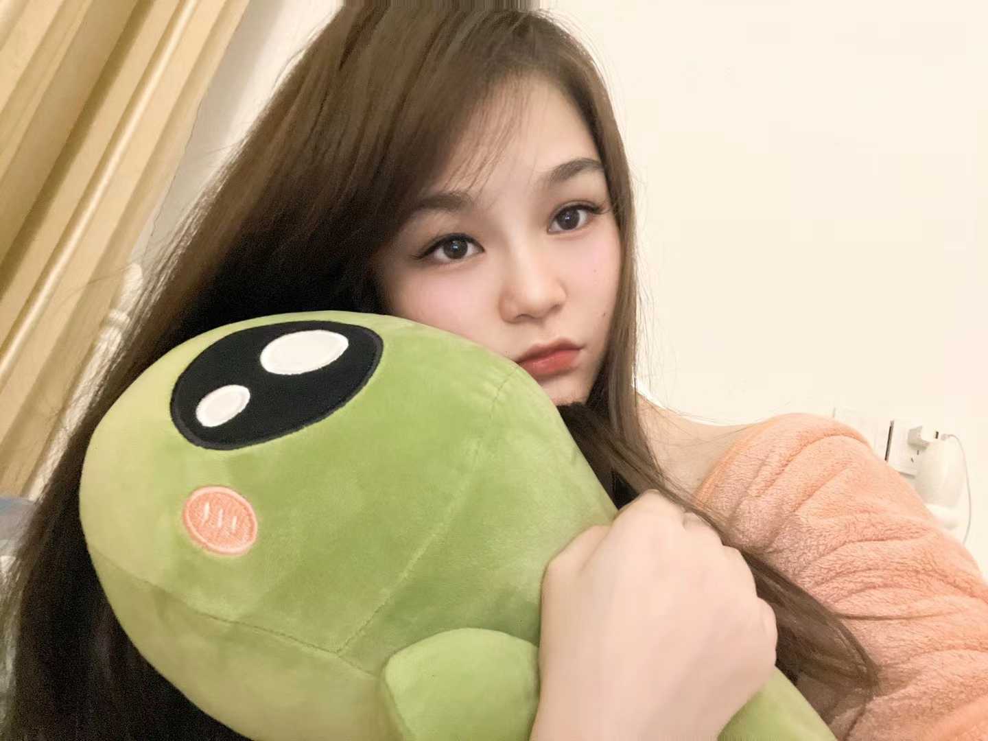 杭州萧山00后含含小妹