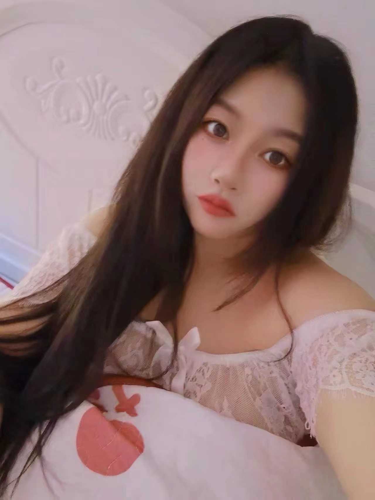 很吸引人，胸大，SaoSaoSao