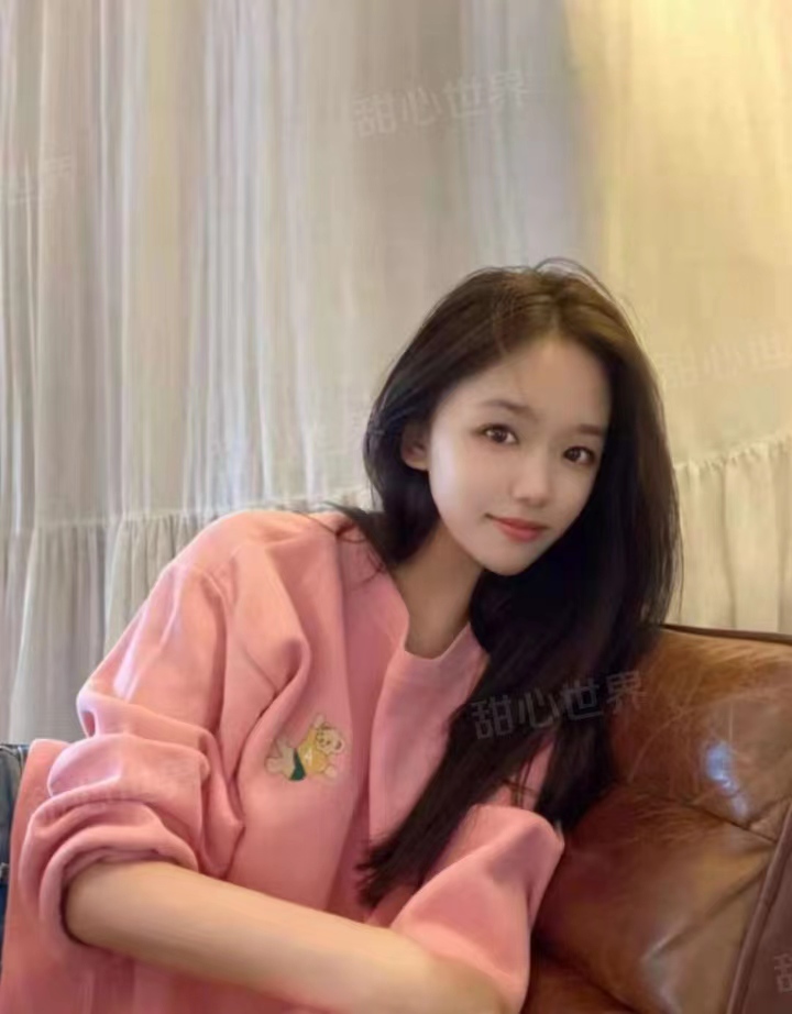 妥妥的纯欲天花板，颜值没得说