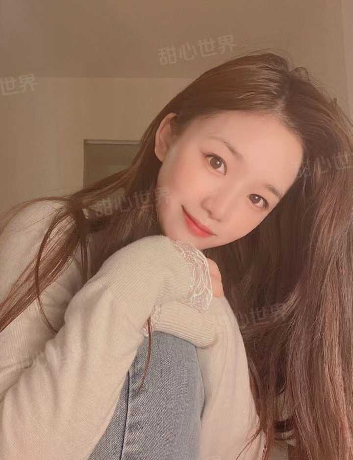 妥妥的纯欲天花板，颜值没得说