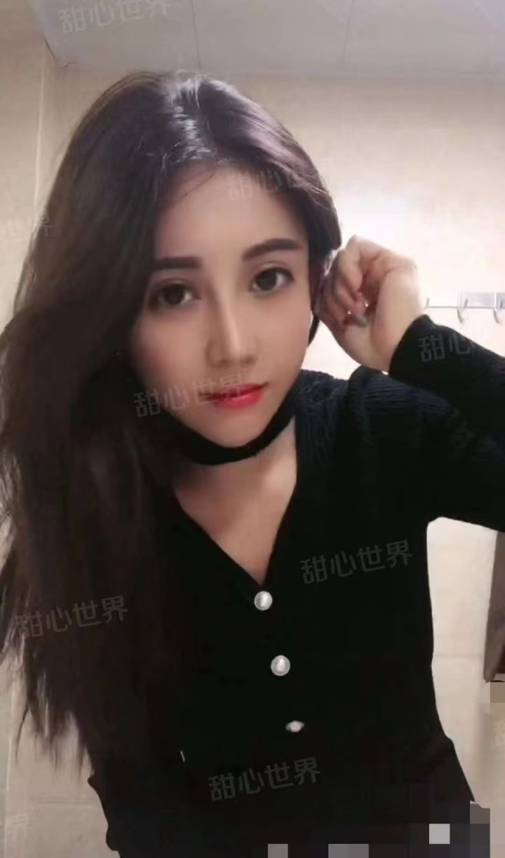 有点像新疆人的娜娜