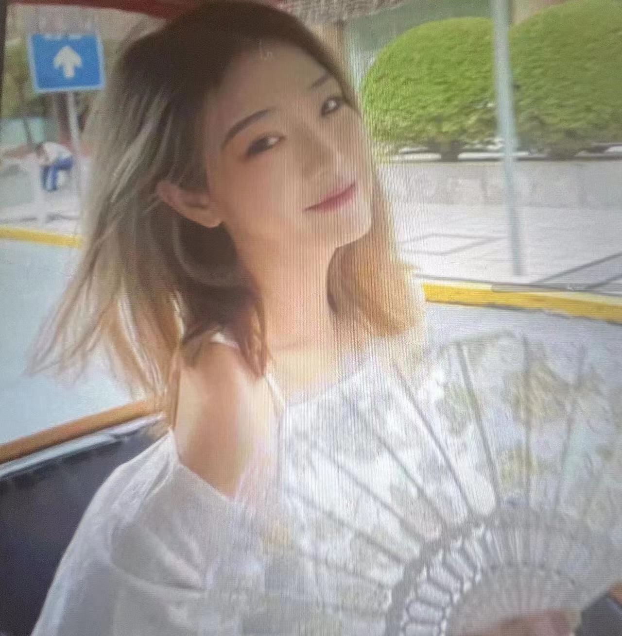 甜美女孩的一次性福体验（上门）