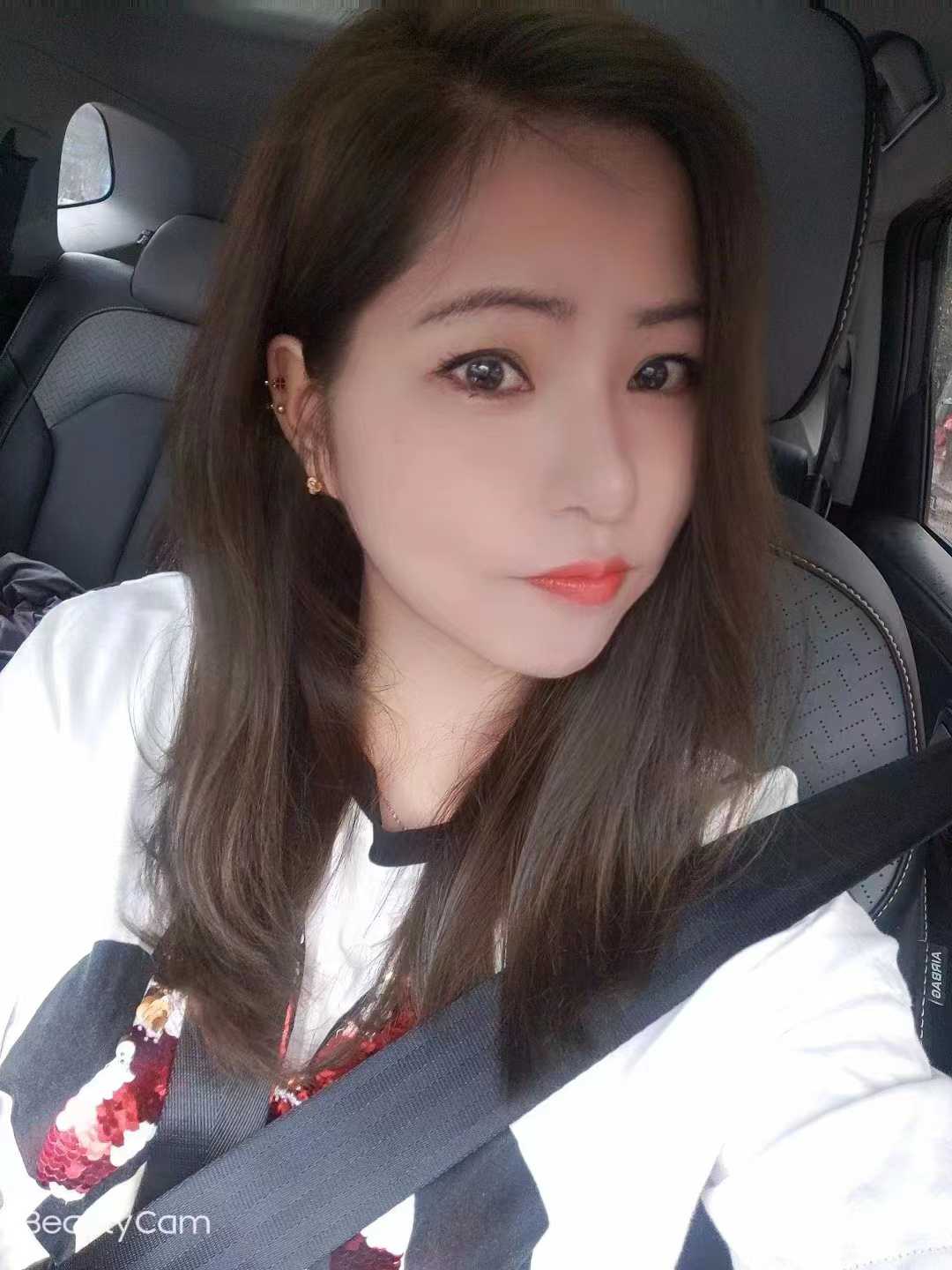 顺心顺意的美女