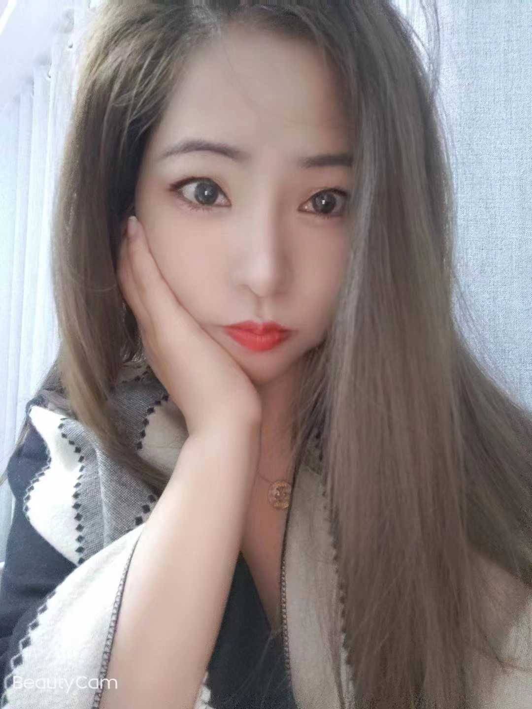 顺心顺意的美女