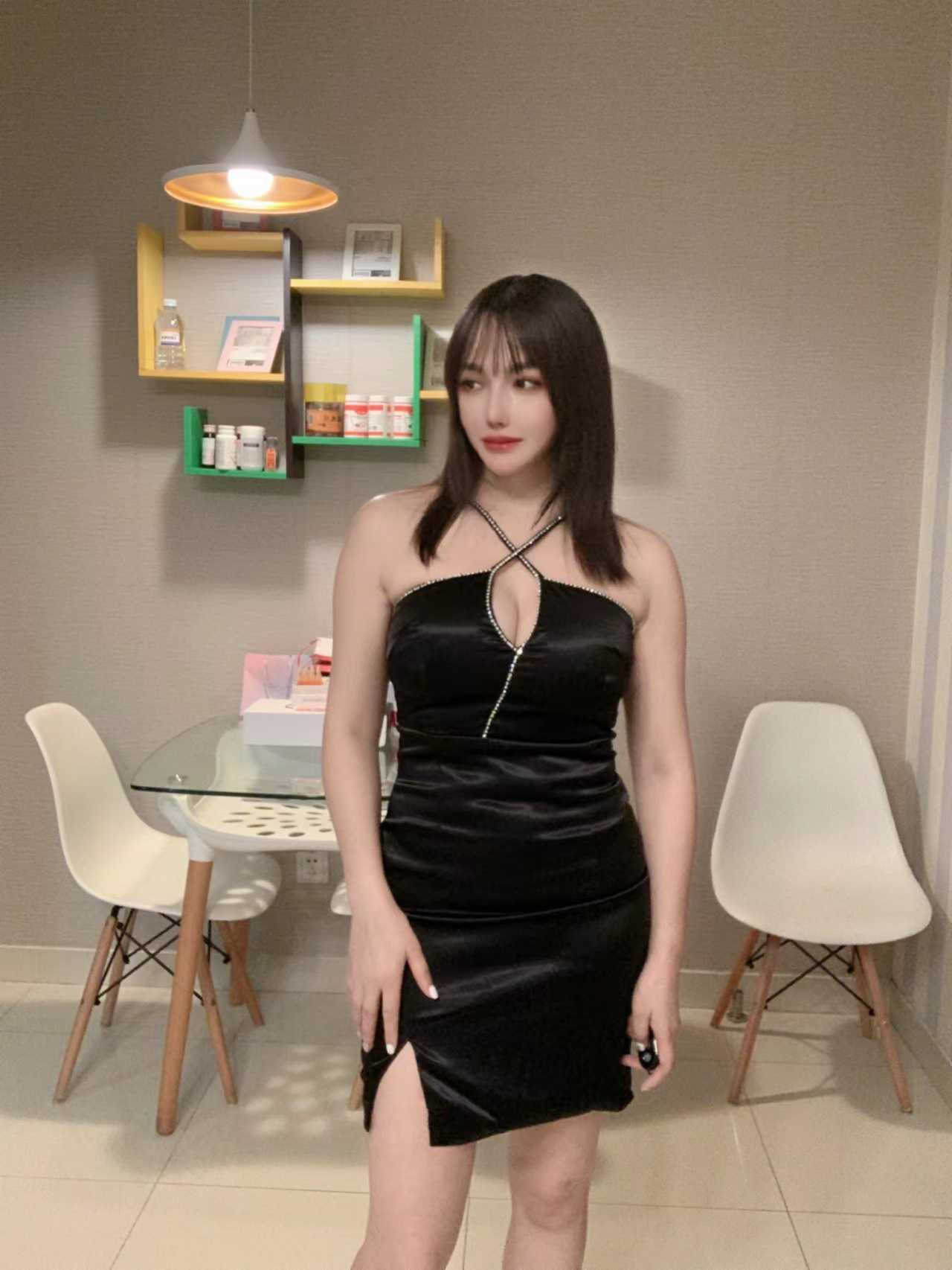 丰满巨乳，XT特别爽