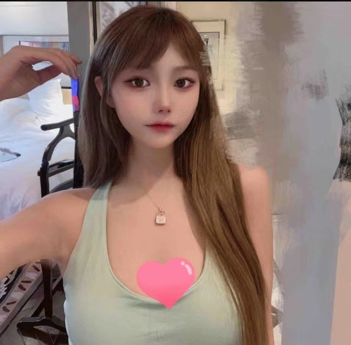 大波身材好龙宝宝