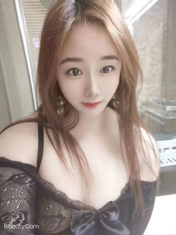 很满意的金发小妹，用心对待你，绝不敷衍