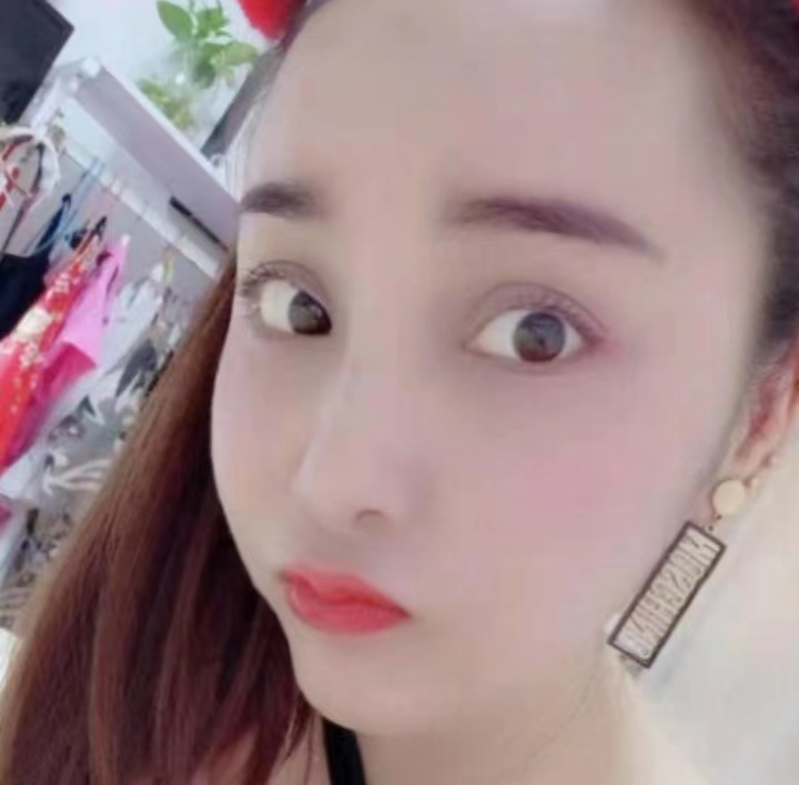 爱嘟嘴极致后入