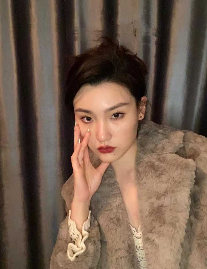 颜值身材都是一绝