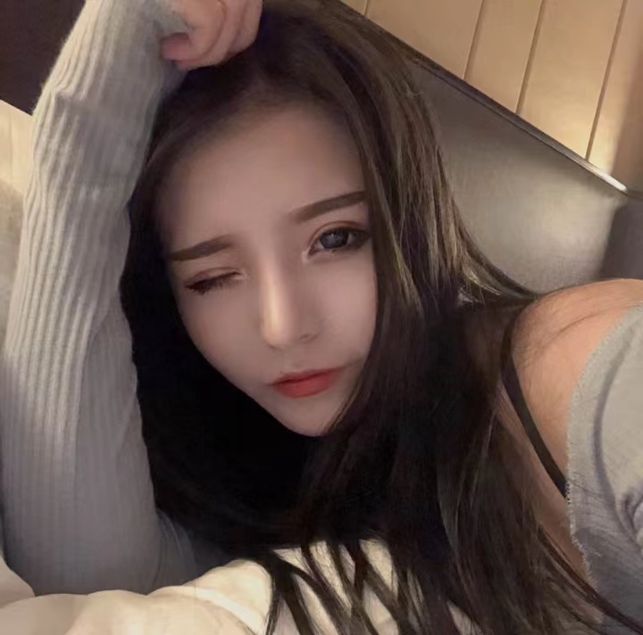 爽翻天的性价比妹子