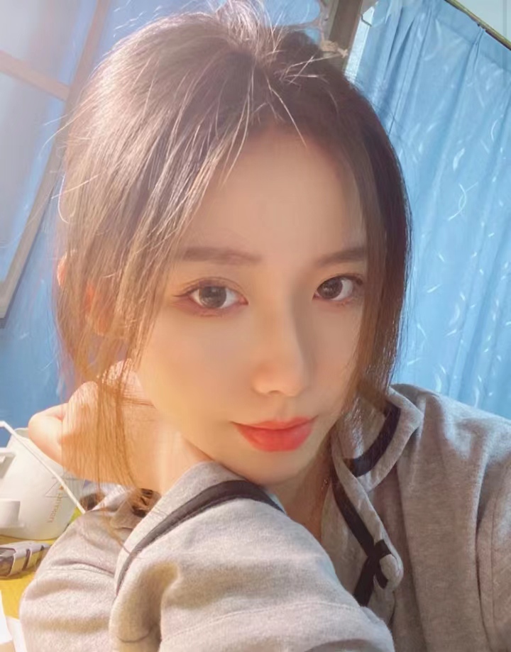 刚下海的小妹妹