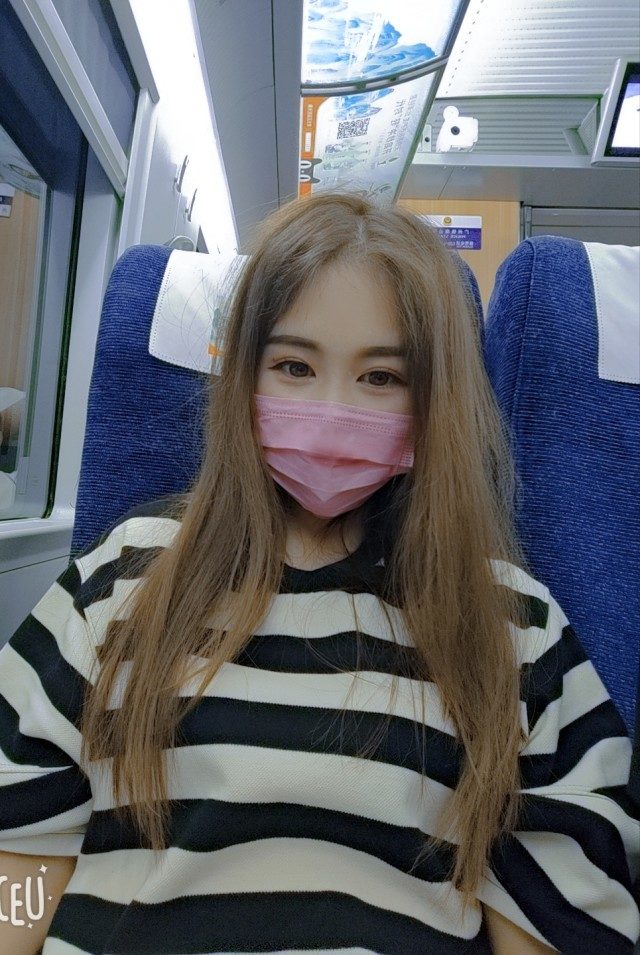 浦东可爱乖巧小梦