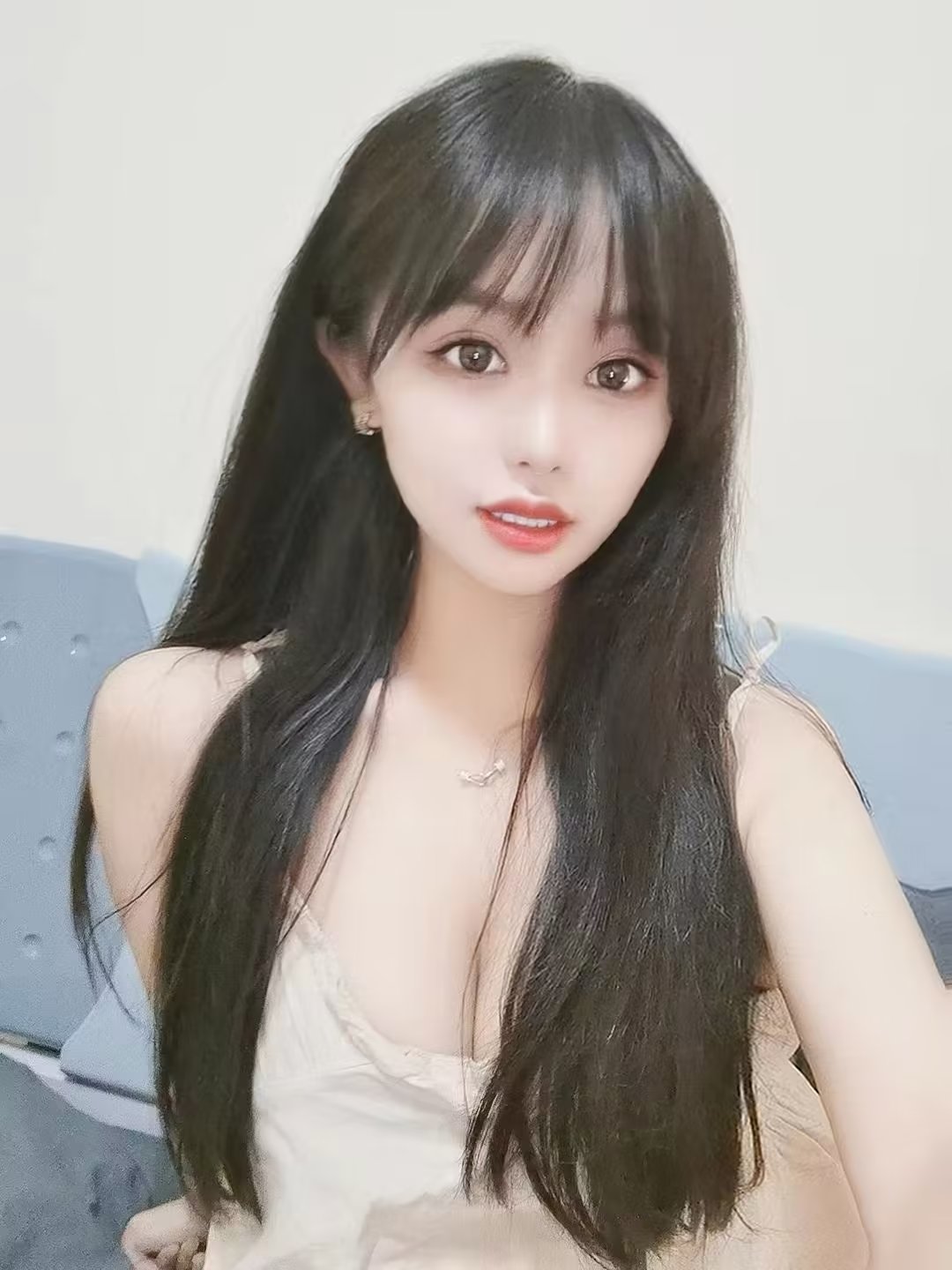 兼职妹妹，洛洛(假赔)