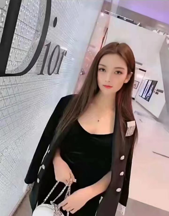 带点可爱情趣的姐姐