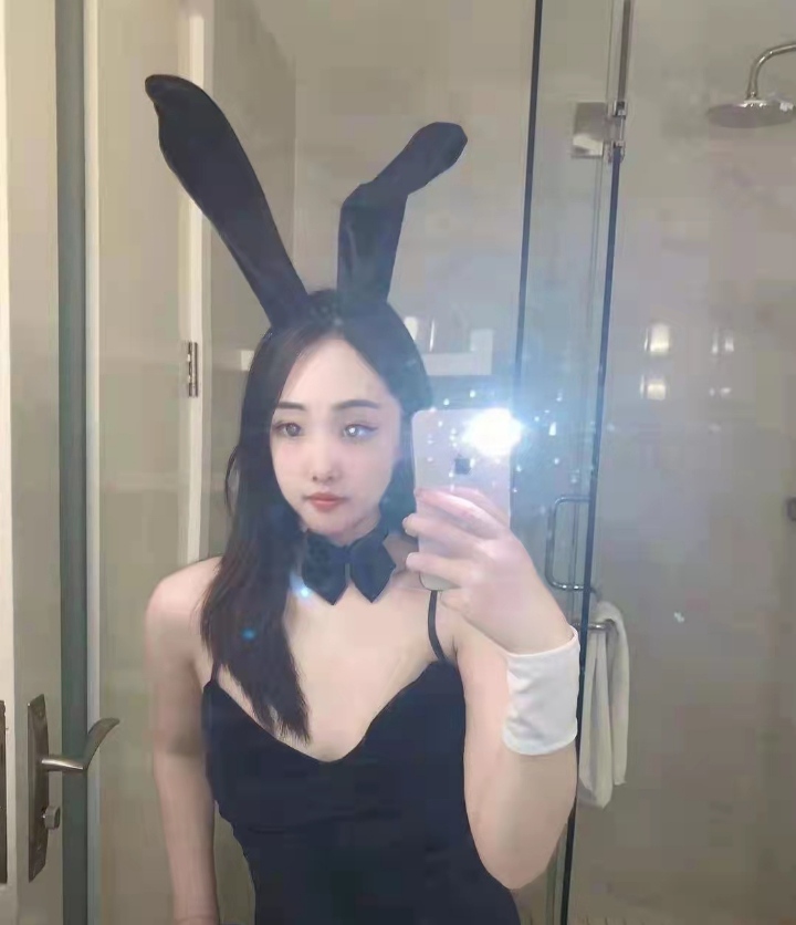 水超级多的小母狗