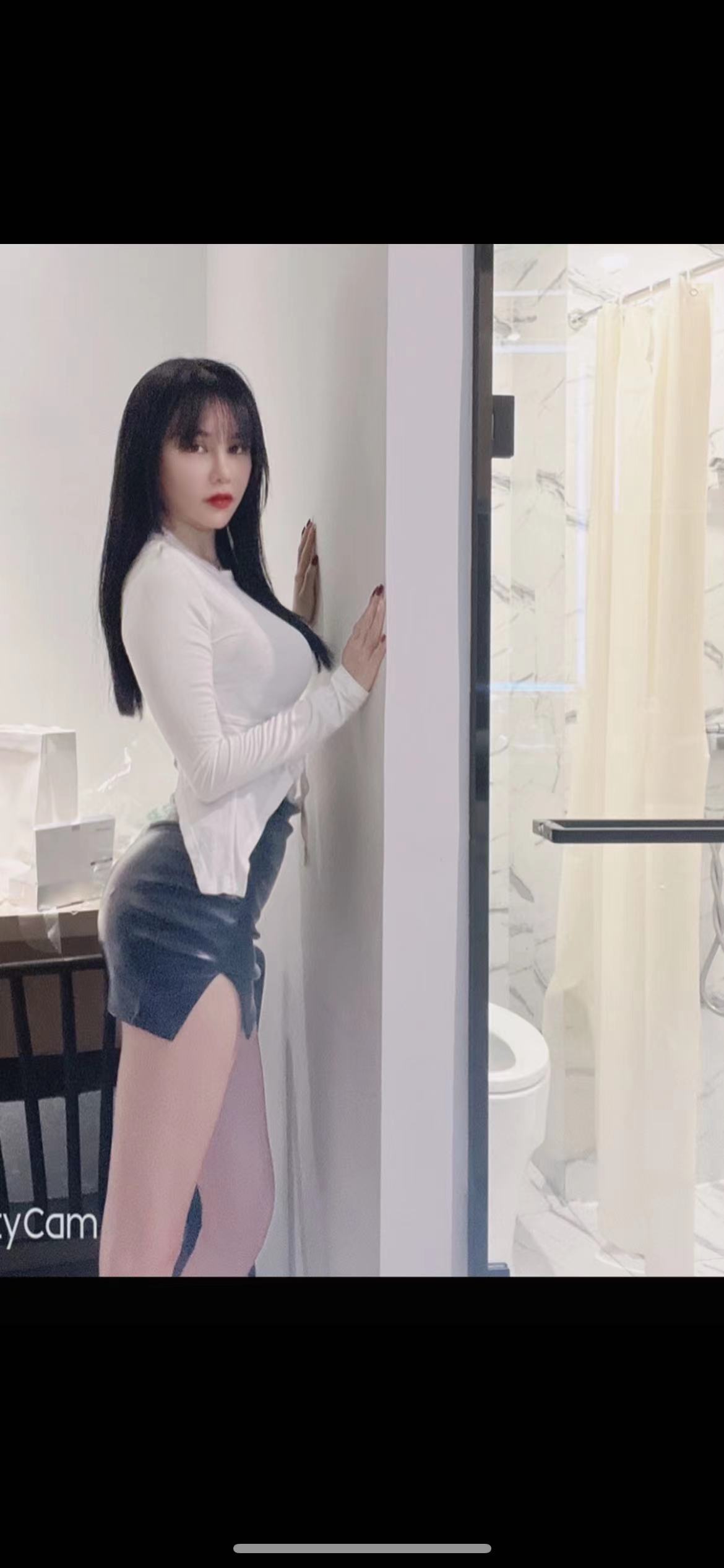 甜美兔女郎，玩的开，值得一去