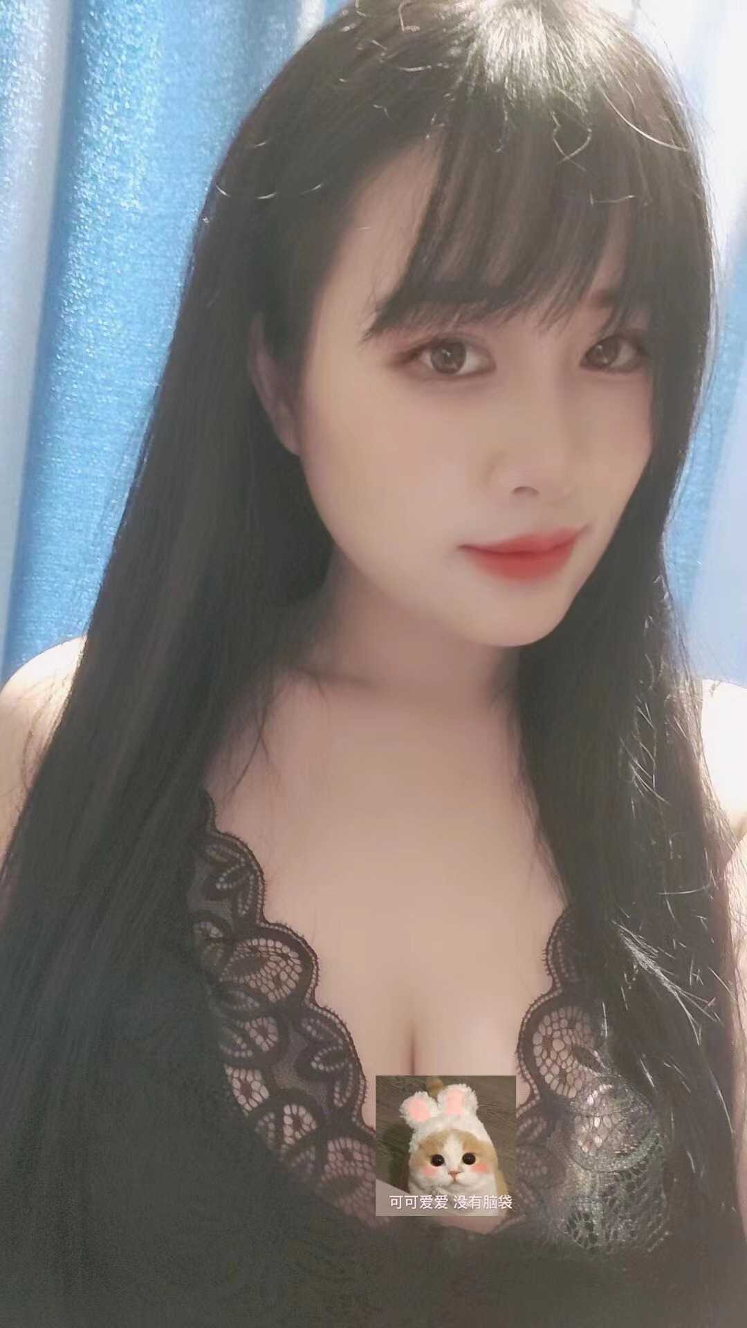 制服诱惑，态度热情