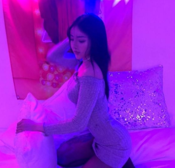 御姐凤子超爽的美女让人难忘