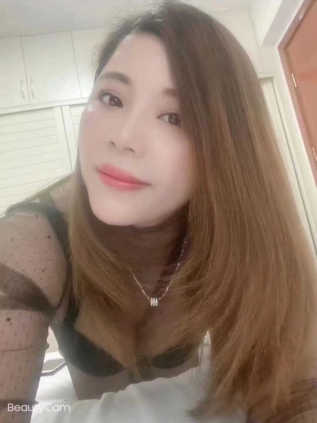 服务卖力，真实靠谱的妹子