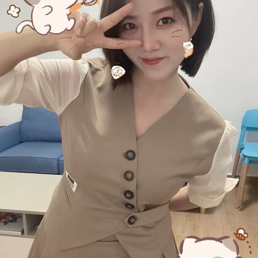 服务不错，有耐心，很会调情