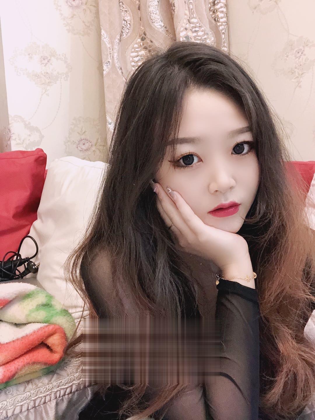 成华区丰满又白皙的妹子