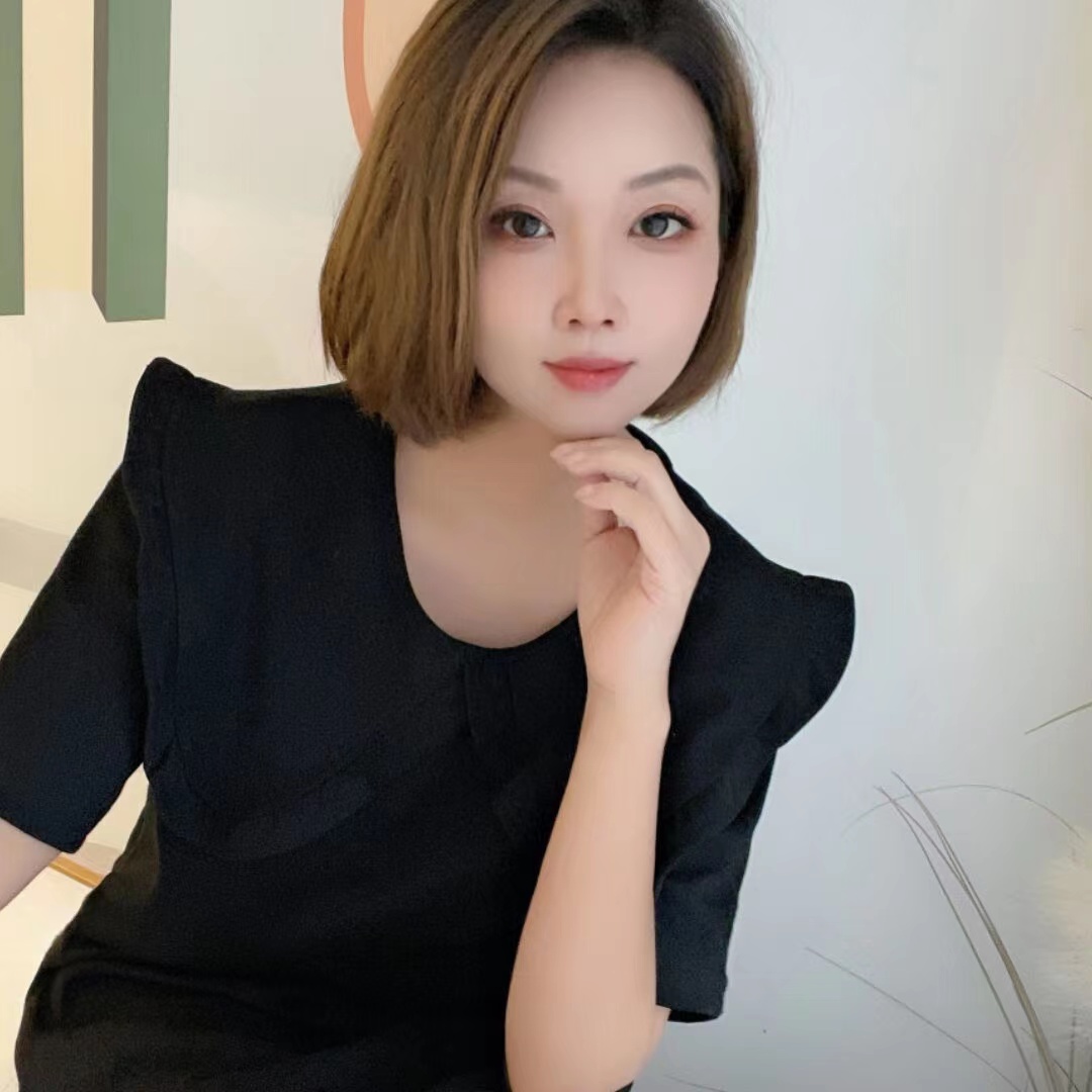 若兰大美女，紧致