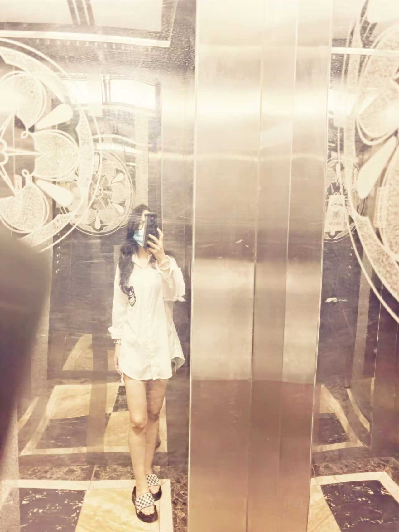 少妇小狐狸，胸DH好