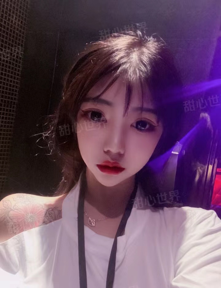 颜值身材可爱于一身