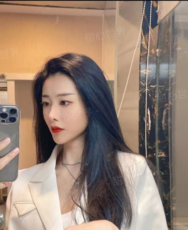 身材颜值都一级棒