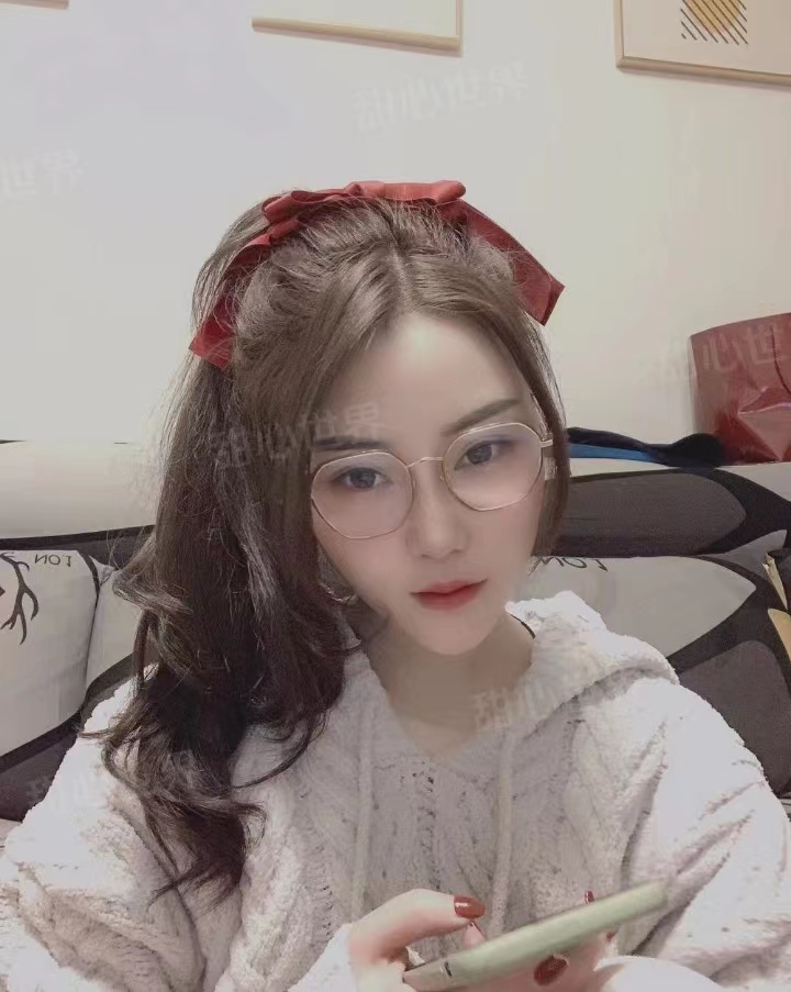 水中萧都差点没忍住