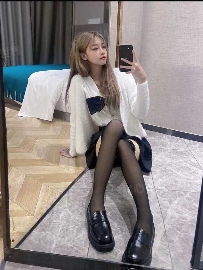 颜值在审美兼职学生妹