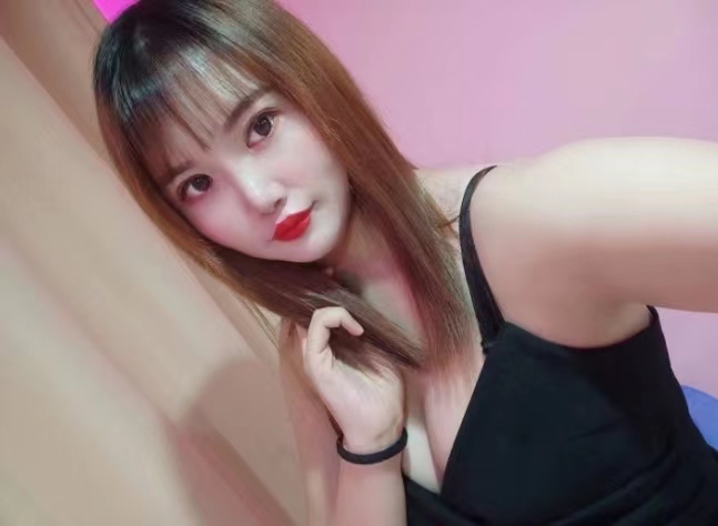 性价比高的颜值小妹