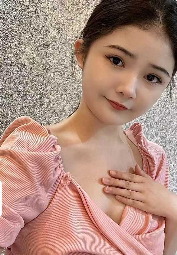 可以选小制服的妹妹