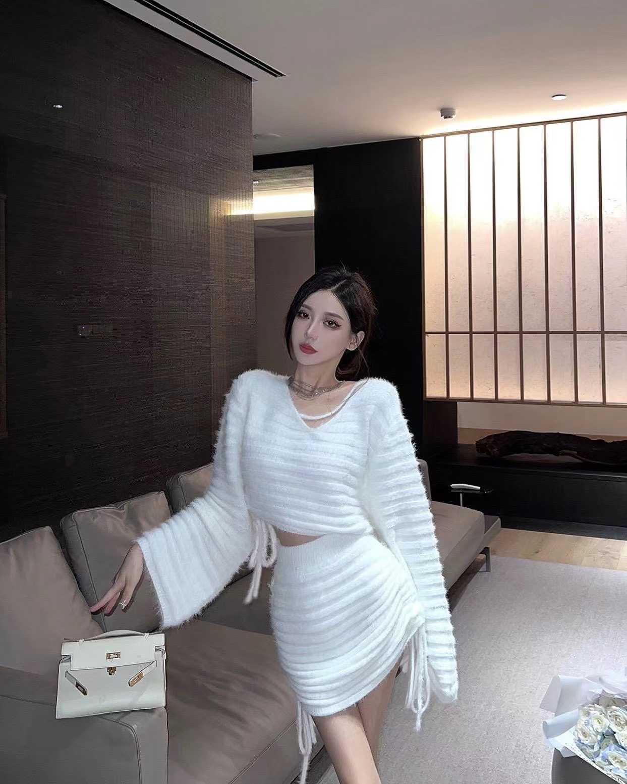 服务非常棒，人也很美，高挑