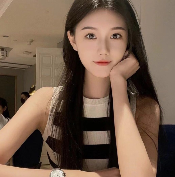 媚媚丰满无赘肉