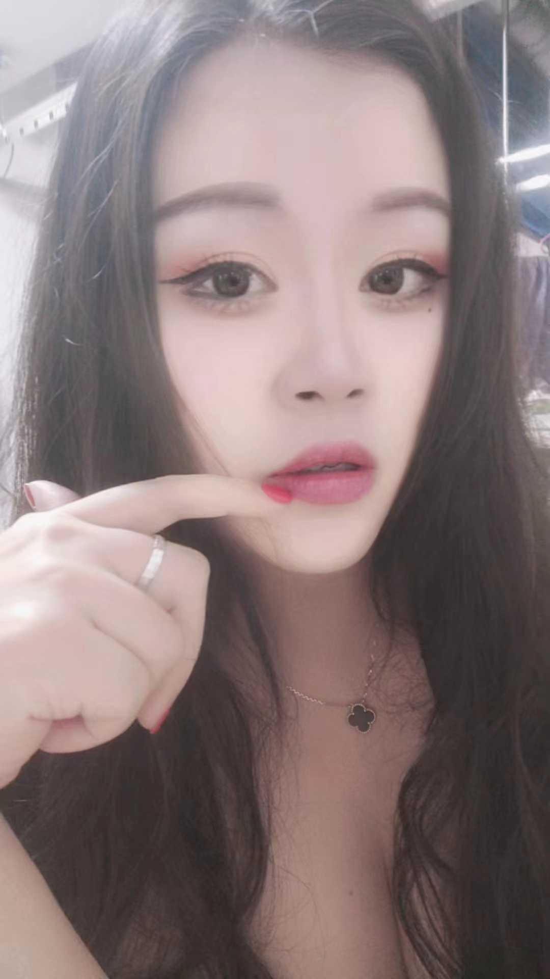 罗湖性感少妇在线等你