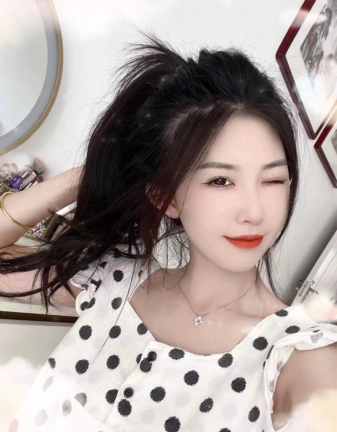 刚刚下海的小妹