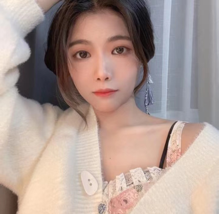 总体来说不错的妹子