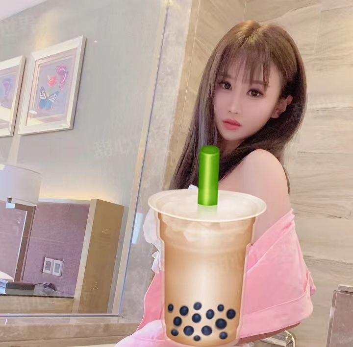 很白的兼职模特