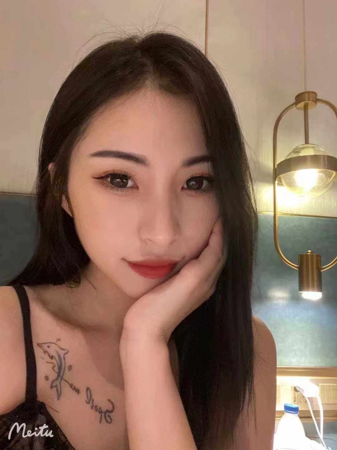 推荐位浦东身材姣好的小姐姐