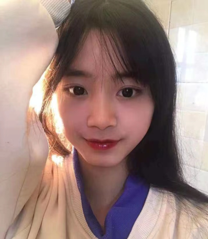 甜美兼职学生妹