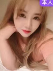 后入很爽的一个妹子