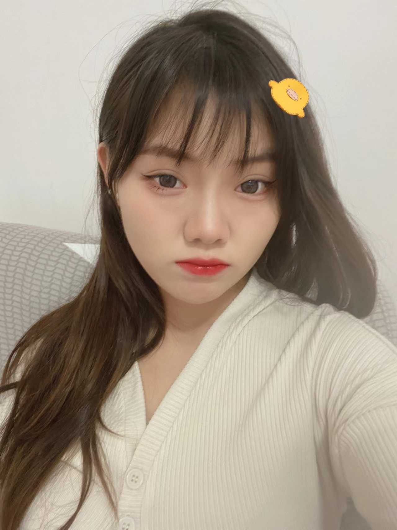 捕捉一枚可爱乖巧的小姐姐